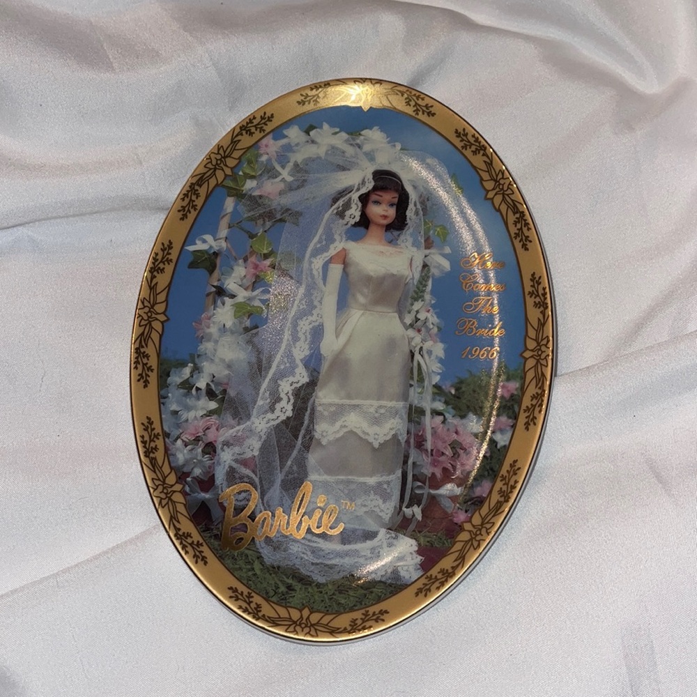 Barbie Here Comes the Bride 1966 Collectors’ plate #266